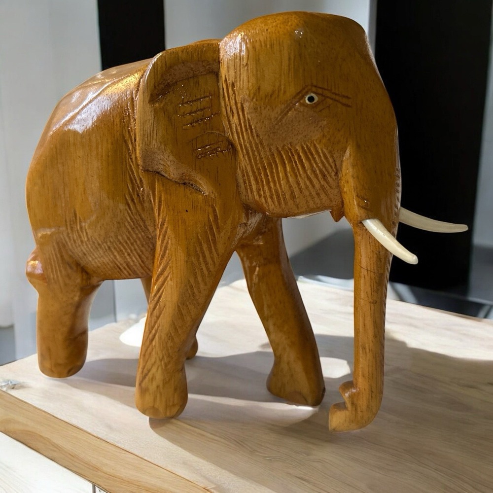 Vintage Carved Walking Wooden ELEPHANT with tusks Jungle Animal‎ Collectible